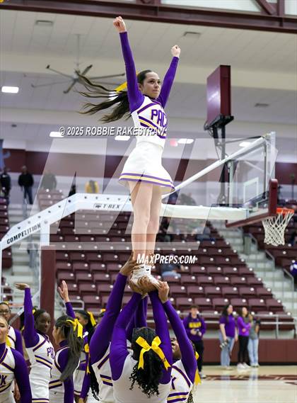Thumbnail 2 in Lufkin vs. Melissa (UIL 5A D1 Bi-District Playoff) photogallery.