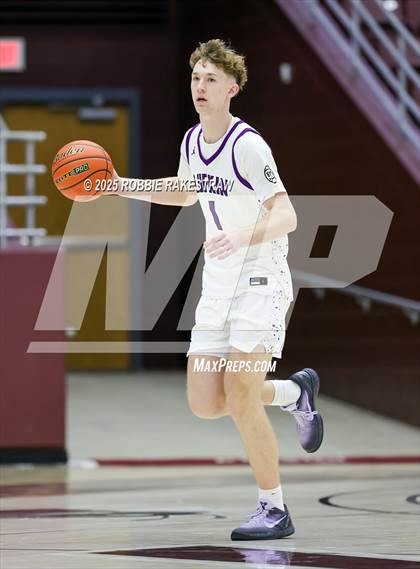 Thumbnail 1 in Lufkin vs. Melissa (UIL 5A D1 Bi-District Playoff) photogallery.