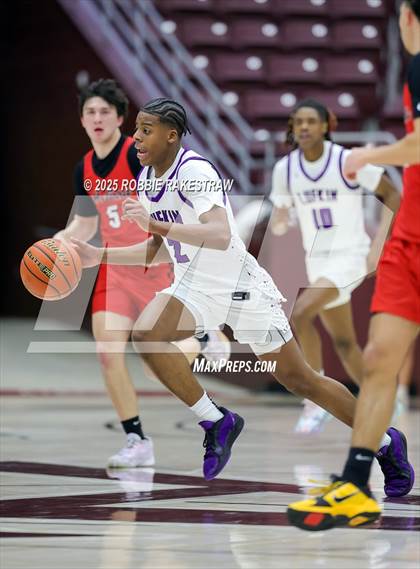 Thumbnail 1 in Lufkin vs. Melissa (UIL 5A D1 Bi-District Playoff) photogallery.