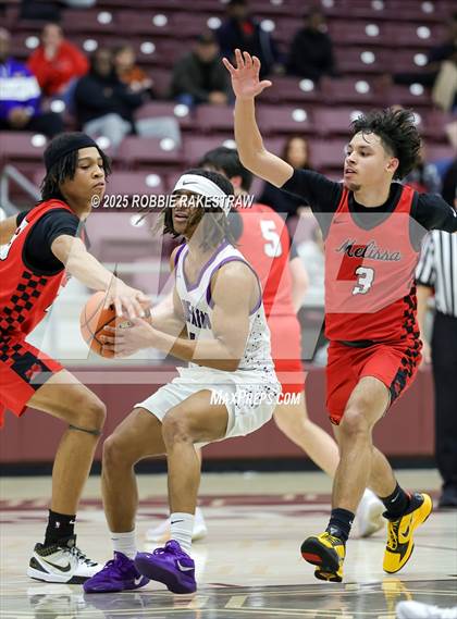 Thumbnail 3 in Lufkin vs. Melissa (UIL 5A D1 Bi-District Playoff) photogallery.