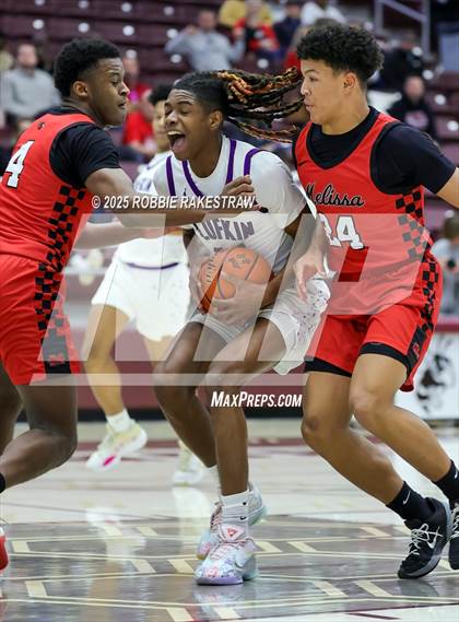 Thumbnail 3 in Lufkin vs. Melissa (UIL 5A D1 Bi-District Playoff) photogallery.