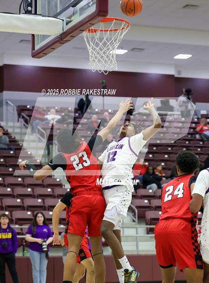 Thumbnail 2 in Lufkin vs. Melissa (UIL 5A D1 Bi-District Playoff) photogallery.