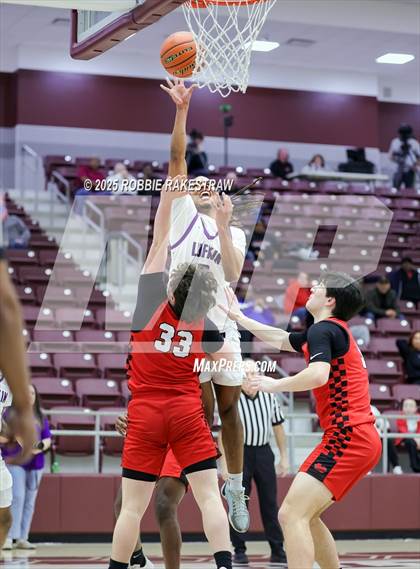 Thumbnail 2 in Lufkin vs. Melissa (UIL 5A D1 Bi-District Playoff) photogallery.
