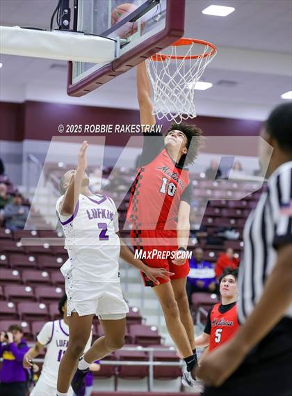Thumbnail 2 in Lufkin vs. Melissa (UIL 5A D1 Bi-District Playoff) photogallery.
