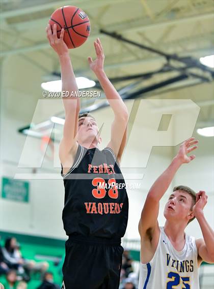 Thumbnail 3 in South Tahoe vs. Fernley (NIAA 3A Northern Quarterfinals) photogallery.