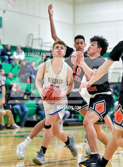 Thumbnail 1 in South Tahoe vs. Fernley (NIAA 3A Northern Quarterfinals) photogallery.