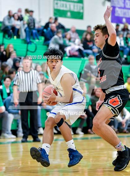 Thumbnail 2 in South Tahoe vs. Fernley (NIAA 3A Northern Quarterfinals) photogallery.