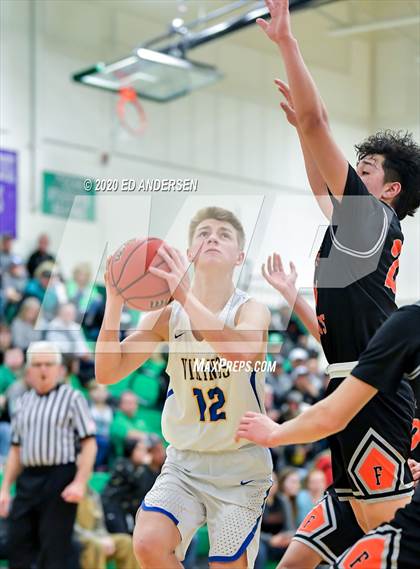 Thumbnail 2 in South Tahoe vs. Fernley (NIAA 3A Northern Quarterfinals) photogallery.