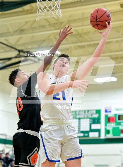 Thumbnail 2 in South Tahoe vs. Fernley (NIAA 3A Northern Quarterfinals) photogallery.