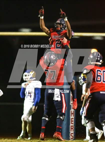 Thumbnail 3 in Bakersfield Christian vs. San Joaquin Memorial (CIF CS D3 Final) photogallery.