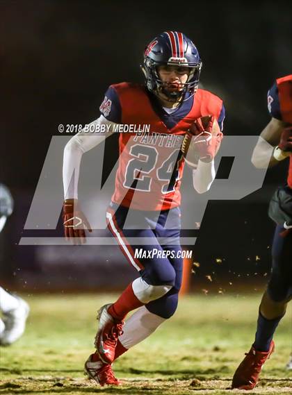 Thumbnail 2 in Bakersfield Christian vs. San Joaquin Memorial (CIF CS D3 Final) photogallery.