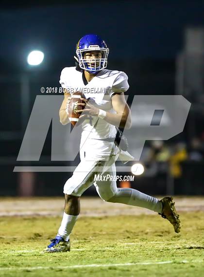 Thumbnail 2 in Bakersfield Christian vs. San Joaquin Memorial (CIF CS D3 Final) photogallery.
