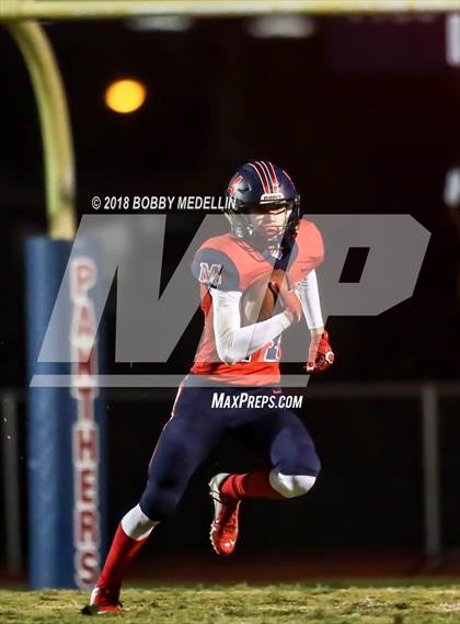 Thumbnail 3 in Bakersfield Christian vs. San Joaquin Memorial (CIF CS D3 Final) photogallery.