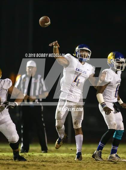 Thumbnail 1 in Bakersfield Christian vs. San Joaquin Memorial (CIF CS D3 Final) photogallery.
