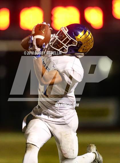 Thumbnail 2 in Bakersfield Christian vs. San Joaquin Memorial (CIF CS D3 Final) photogallery.