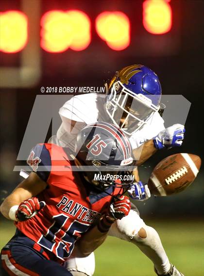 Thumbnail 3 in Bakersfield Christian vs. San Joaquin Memorial (CIF CS D3 Final) photogallery.