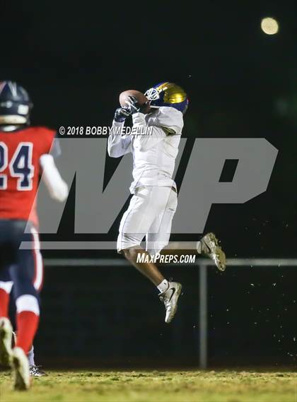 Thumbnail 2 in Bakersfield Christian vs. San Joaquin Memorial (CIF CS D3 Final) photogallery.