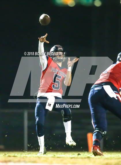 Thumbnail 2 in Bakersfield Christian vs. San Joaquin Memorial (CIF CS D3 Final) photogallery.