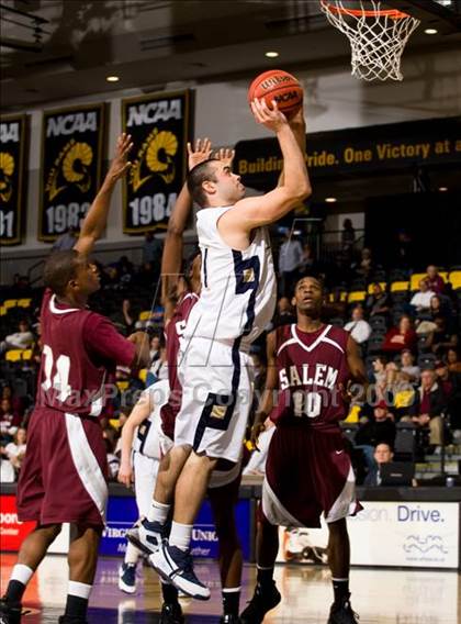 Thumbnail 3 in Hidden Valley vs. Salem (VHSL AA D4 Semifinal) photogallery.