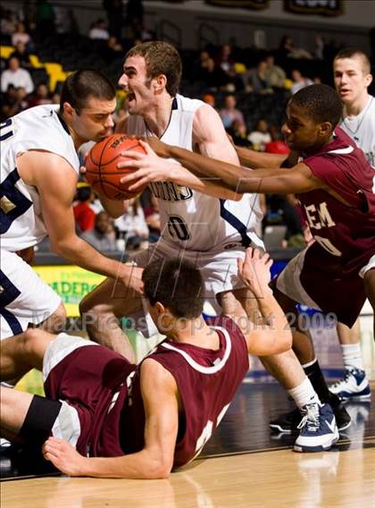 Thumbnail 2 in Hidden Valley vs. Salem (VHSL AA D4 Semifinal) photogallery.
