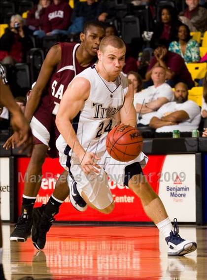 Thumbnail 2 in Hidden Valley vs. Salem (VHSL AA D4 Semifinal) photogallery.