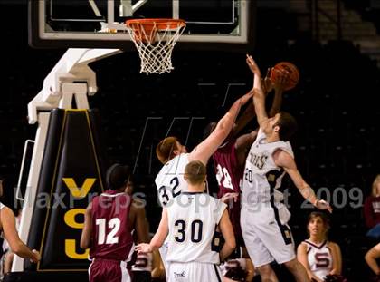 Thumbnail 1 in Hidden Valley vs. Salem (VHSL AA D4 Semifinal) photogallery.