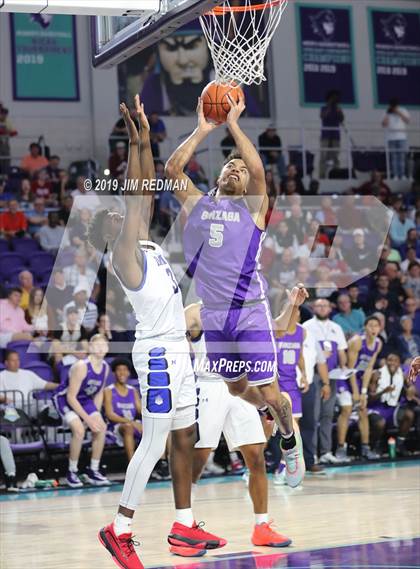 Thumbnail 3 in IMG Academy vs. Gonzaga (City of Palms Classic) photogallery.