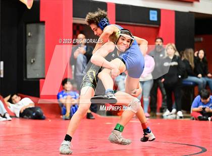 Thumbnail 2 in Metro Conference Championships photogallery.
