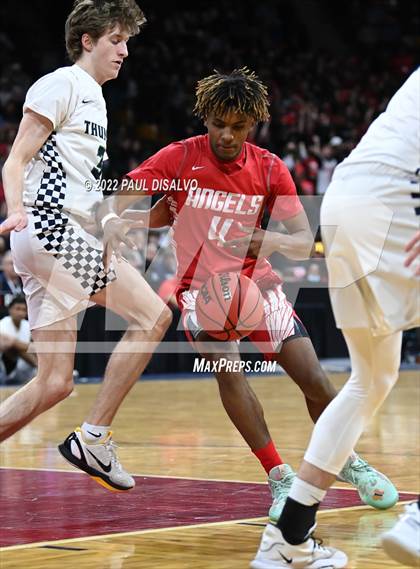 Thumbnail 2 in ThunderRidge vs. Denver East (CHSAA 5A Final Four) photogallery.