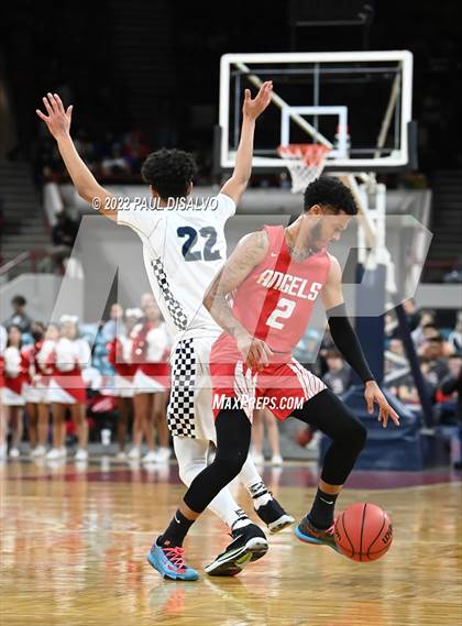 Thumbnail 1 in ThunderRidge vs. Denver East (CHSAA 5A Final Four) photogallery.
