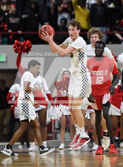 Thumbnail 3 in ThunderRidge vs. Denver East (CHSAA 5A Final Four) photogallery.