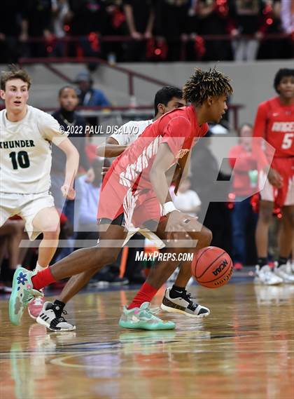 Thumbnail 1 in ThunderRidge vs. Denver East (CHSAA 5A Final Four) photogallery.