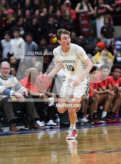 Thumbnail 3 in ThunderRidge vs. Denver East (CHSAA 5A Final Four) photogallery.