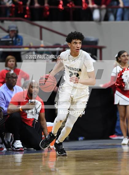 Thumbnail 1 in ThunderRidge vs. Denver East (CHSAA 5A Final Four) photogallery.