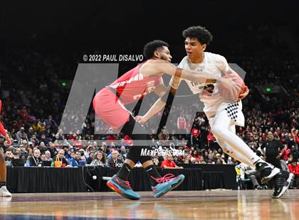 Thumbnail 2 in ThunderRidge vs. Denver East (CHSAA 5A Final Four) photogallery.