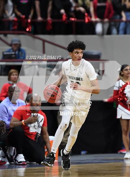 Thumbnail 2 in ThunderRidge vs. Denver East (CHSAA 5A Final Four) photogallery.