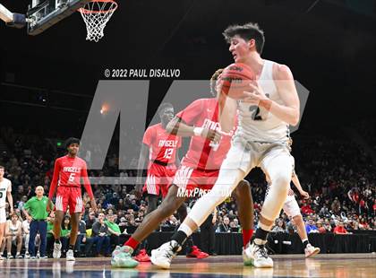 Thumbnail 1 in ThunderRidge vs. Denver East (CHSAA 5A Final Four) photogallery.