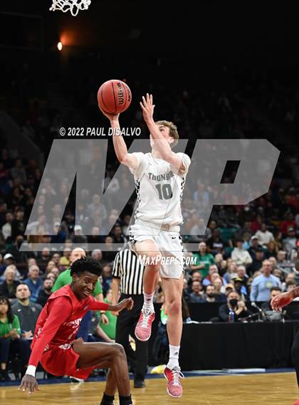 Thumbnail 1 in ThunderRidge vs. Denver East (CHSAA 5A Final Four) photogallery.