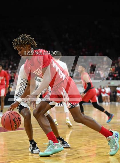 Thumbnail 1 in ThunderRidge vs. Denver East (CHSAA 5A Final Four) photogallery.