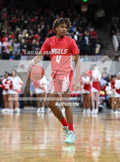 Thumbnail 3 in ThunderRidge vs. Denver East (CHSAA 5A Final Four) photogallery.