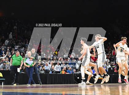 Thumbnail 3 in ThunderRidge vs. Denver East (CHSAA 5A Final Four) photogallery.