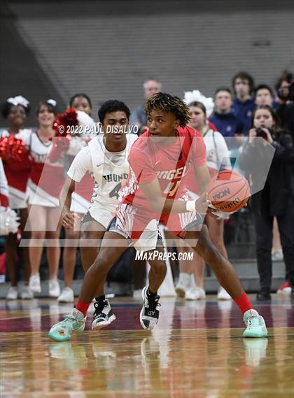 Thumbnail 3 in ThunderRidge vs. Denver East (CHSAA 5A Final Four) photogallery.