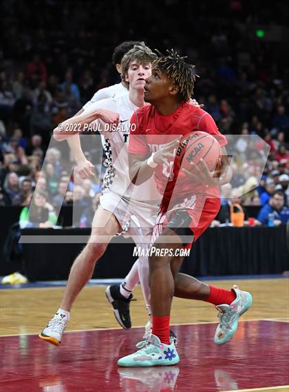 Thumbnail 2 in ThunderRidge vs. Denver East (CHSAA 5A Final Four) photogallery.