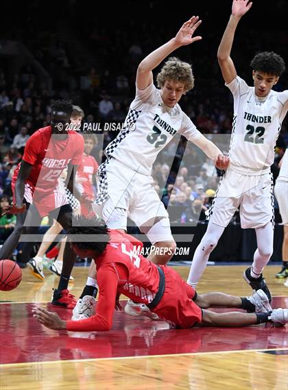 Thumbnail 2 in ThunderRidge vs. Denver East (CHSAA 5A Final Four) photogallery.