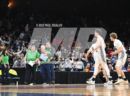 Thumbnail 3 in ThunderRidge vs. Denver East (CHSAA 5A Final Four) photogallery.