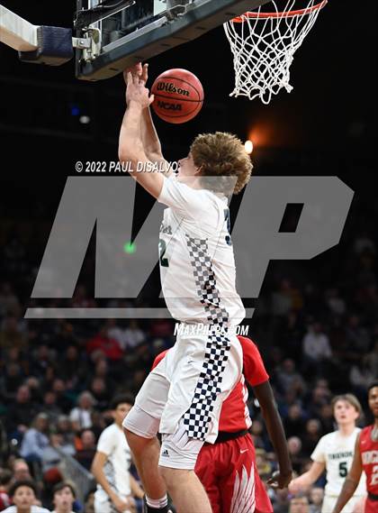 Thumbnail 1 in ThunderRidge vs. Denver East (CHSAA 5A Final Four) photogallery.