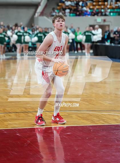 Thumbnail 1 in Denver East vs Smoky Hill ( CHSAA 6A Great 8) photogallery.