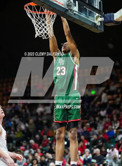 Thumbnail 1 in Denver East vs Smoky Hill ( CHSAA 6A Great 8) photogallery.