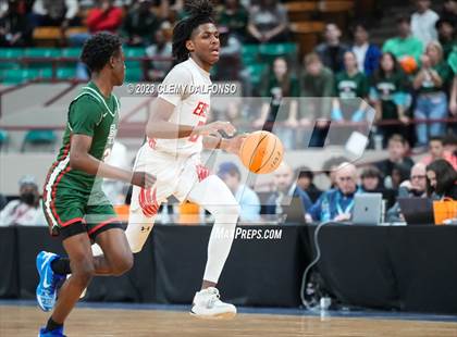 Thumbnail 1 in Denver East vs Smoky Hill ( CHSAA 6A Great 8) photogallery.