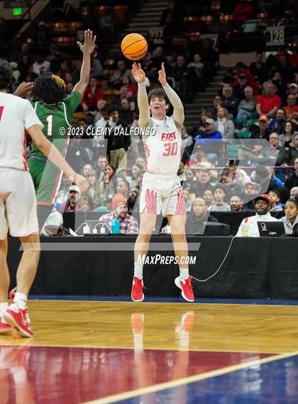 Thumbnail 1 in Denver East vs Smoky Hill ( CHSAA 6A Great 8) photogallery.